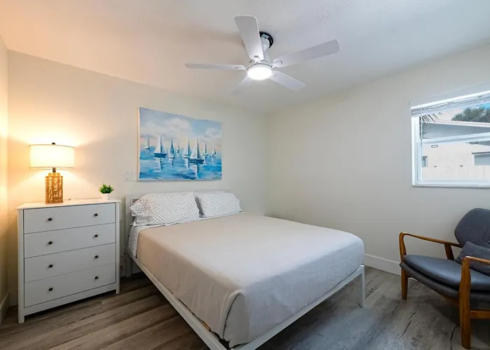 2bd 1ba Sunview 2 2mins To Beachpool! * Clearwater Beach