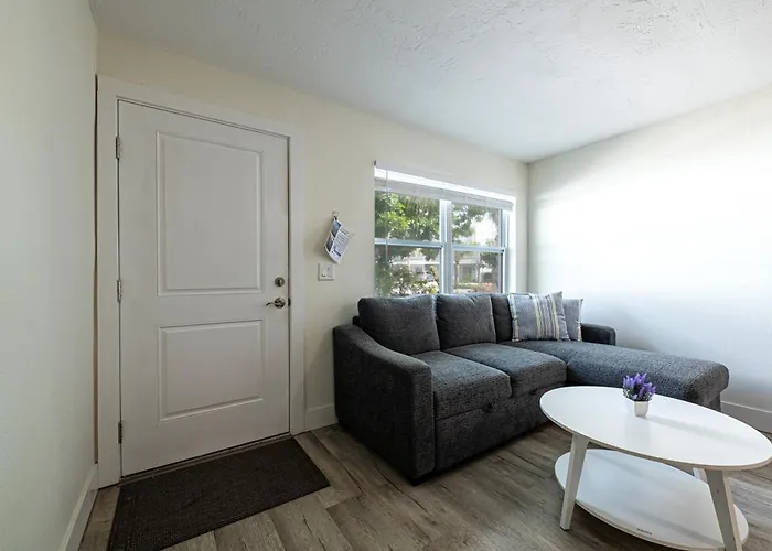 2bd 1ba Sunview 2 2mins To Beachpool! Apartment Clearwater Beach